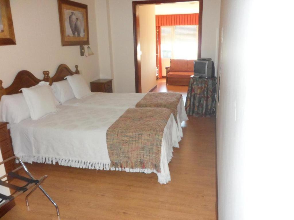 Hotel Avenida Baiona Sabaris Dış mekan fotoğraf